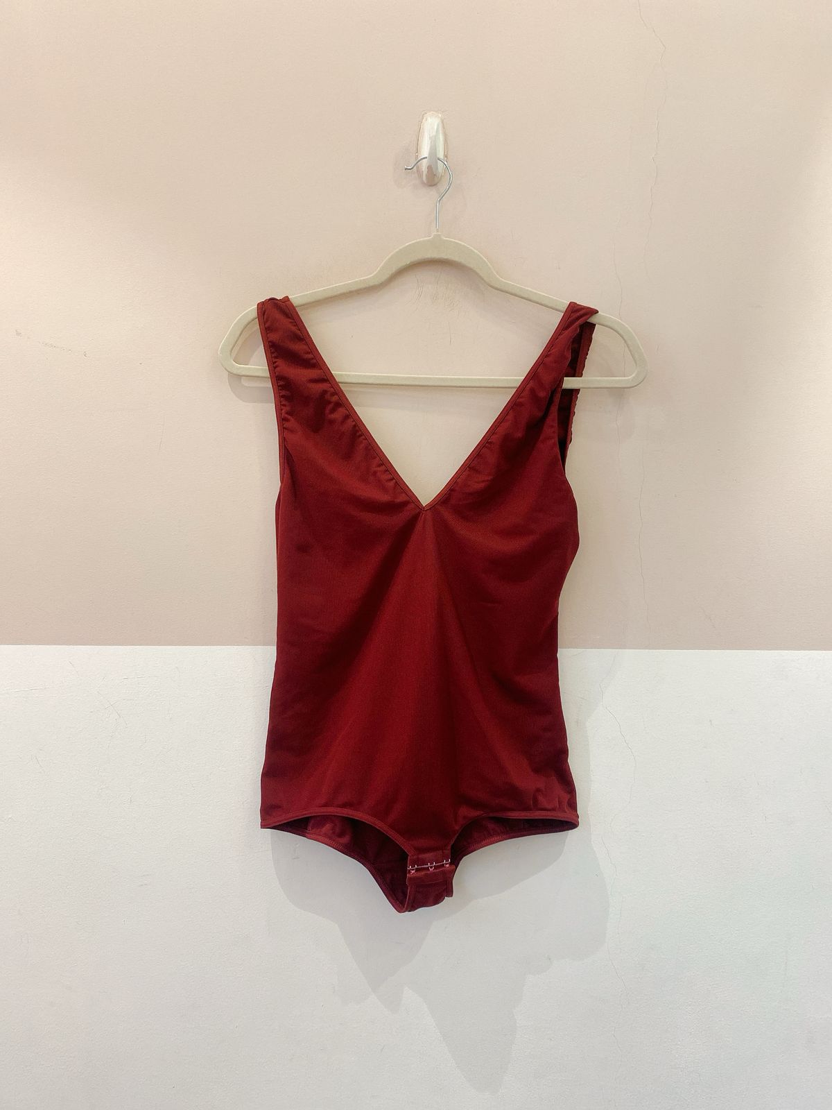 Body vinho A. Niemeyer G