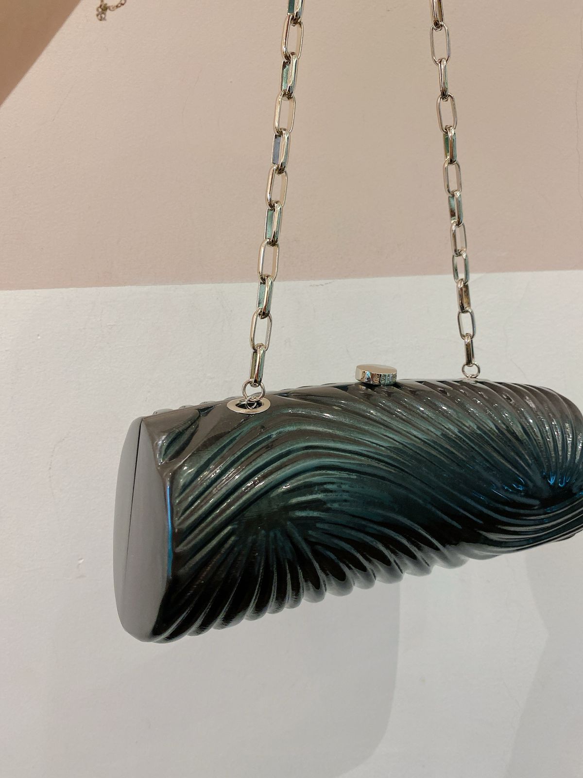 Bolsa cilíndrica preta Estilé