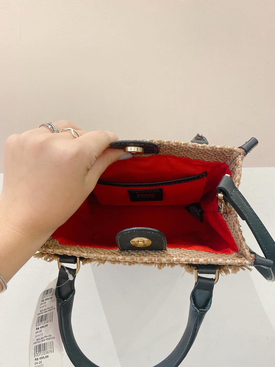 Bolsa palha detalhes pretos Schutz