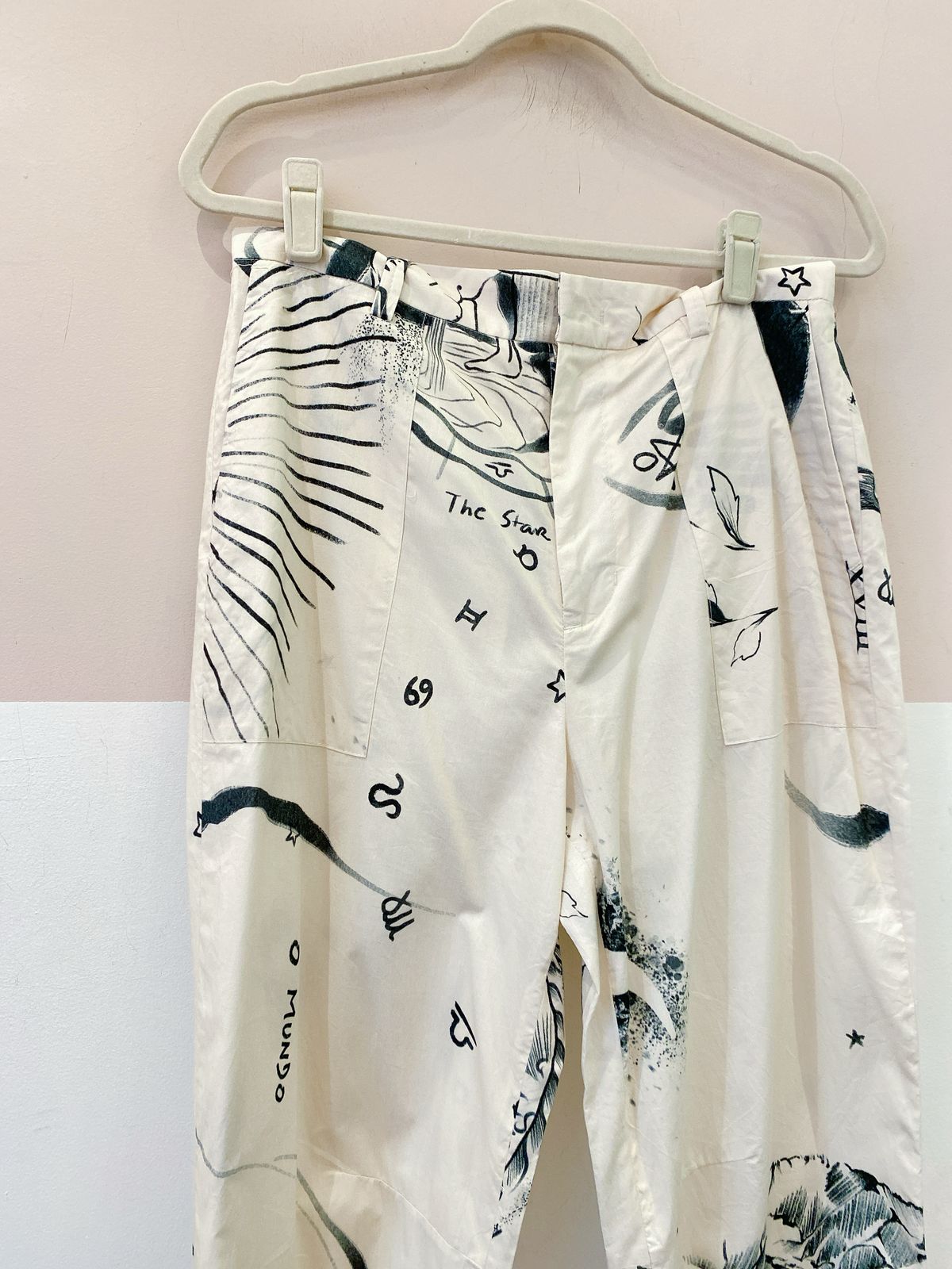 Calça off white estampada Animale 40