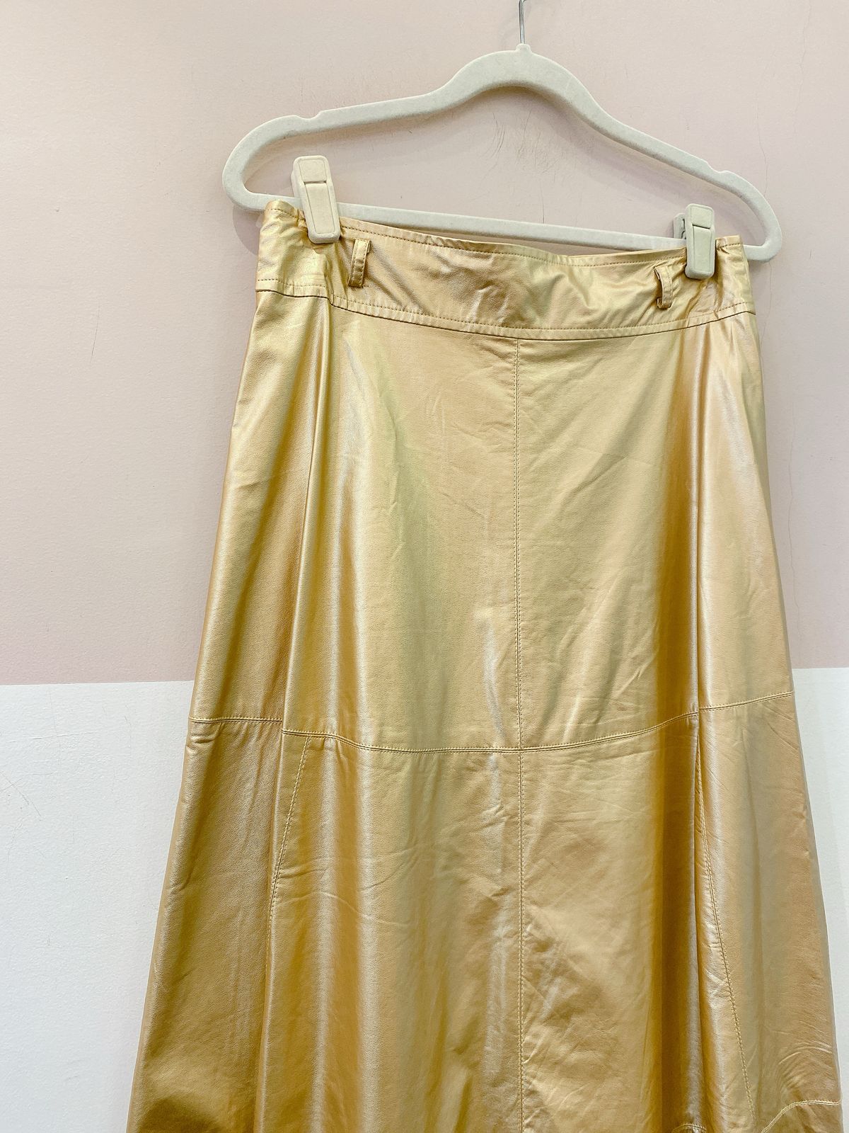 Saia midi dourada Mais Um P