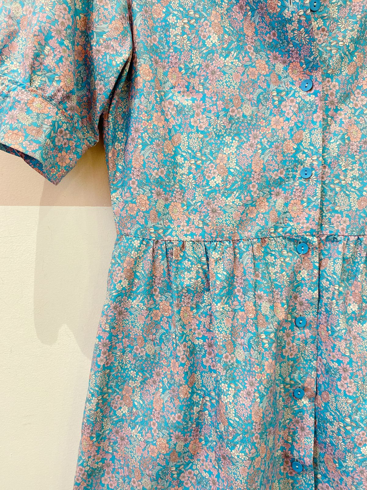 Vestido midi azul floral Cris Barros 36