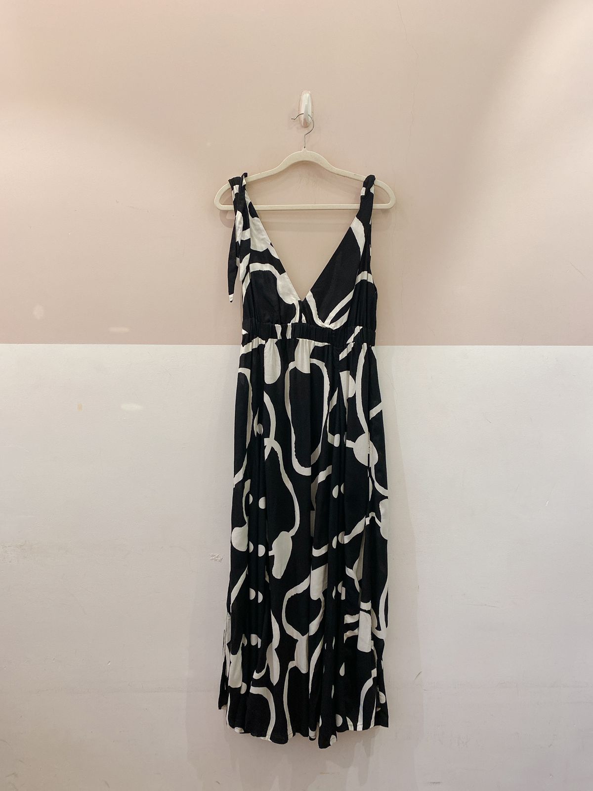 Vestido midi estampado p&b Farm P