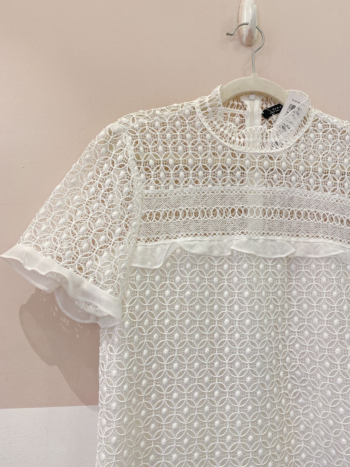 Blusa renda off Zara P