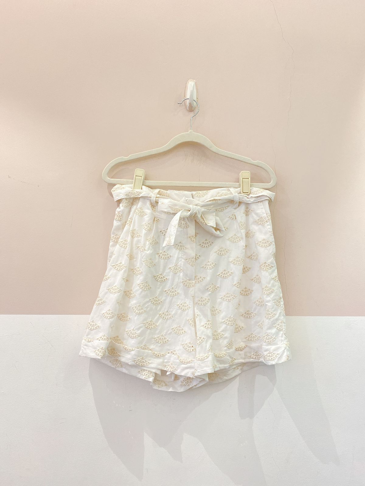 Short off bordado Renner 40