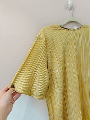 Bata plissada dourada Eugenia Sanson M