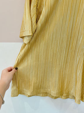 Bata plissada dourada Eugenia Sanson M