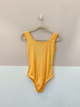 Body canelado coral Pitta M