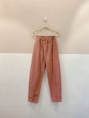 Calça sarja rosa queimado A. Niemeyer 34