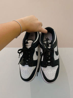 Tênis dunk low panda Nike 36