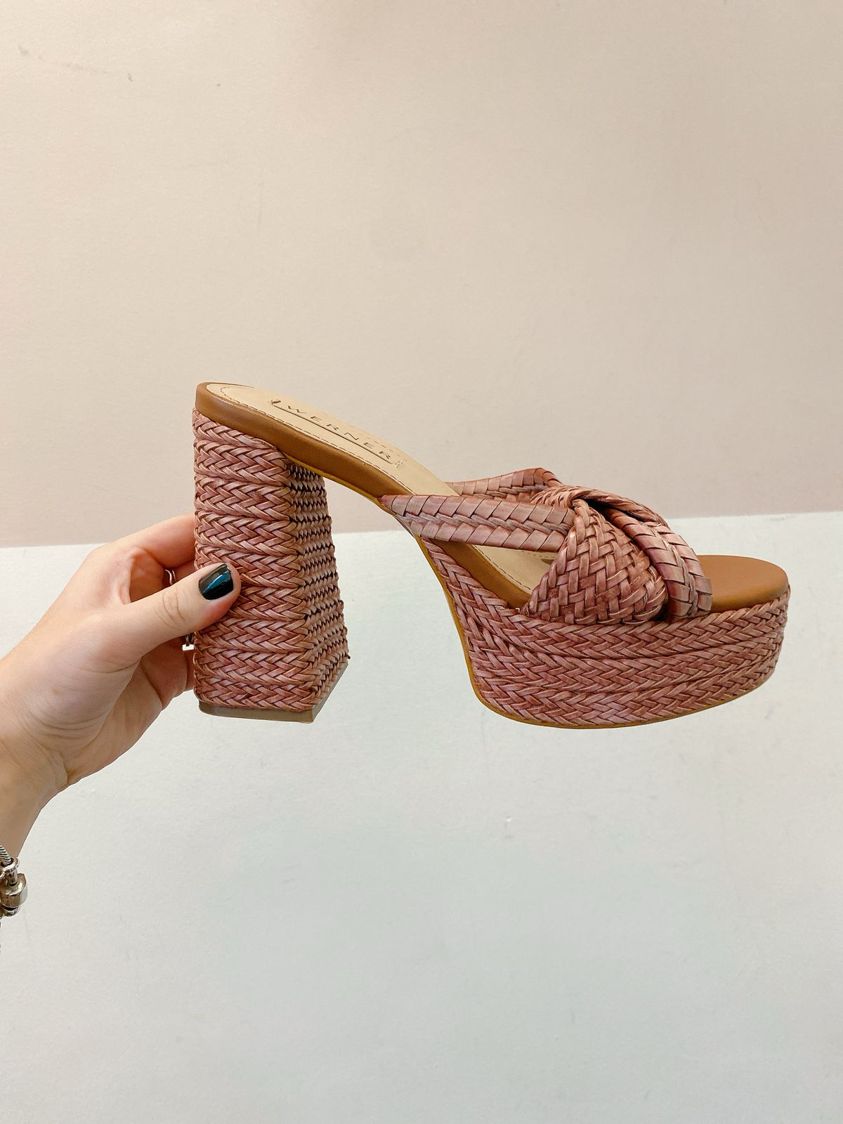 Tamanco treliça marrom Werner 37