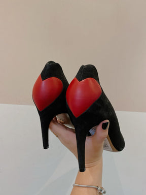 Scarpin preto coração Dior 38