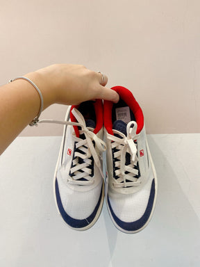 Tênis branco detalhes Fila 37