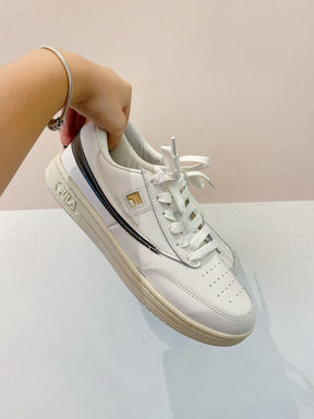 Tênis branco Fila origens 37