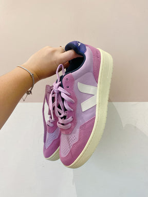 Tênis v-90 couro Veja 37