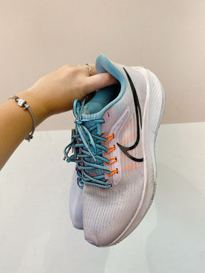 Tênis air zoom pegasus Nike 37