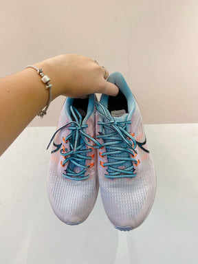 Tênis air zoom pegasus Nike 37