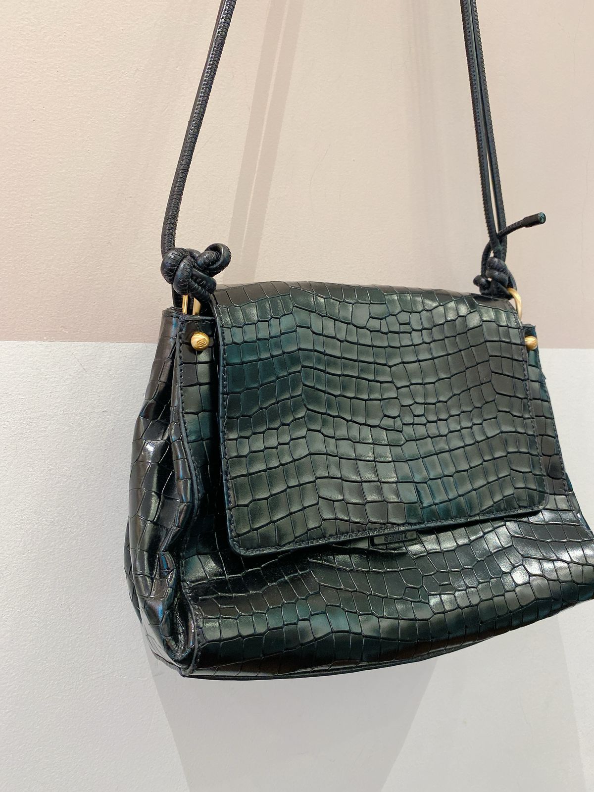 Bolsa preta croco Schutz
