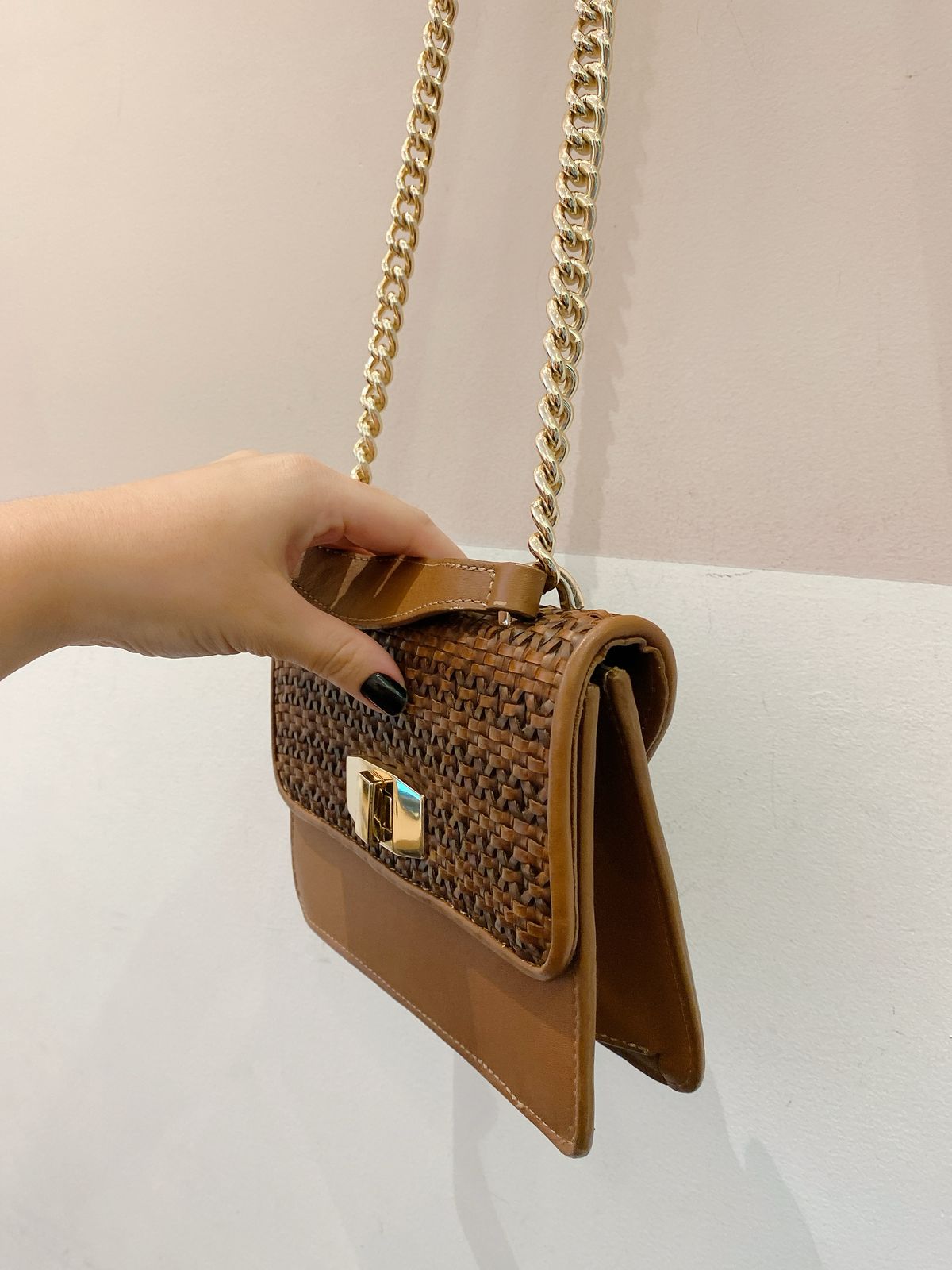 Bolsa marrom corrente Arezzo