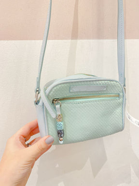 Bolsinha tiracolo verde-água Schutz