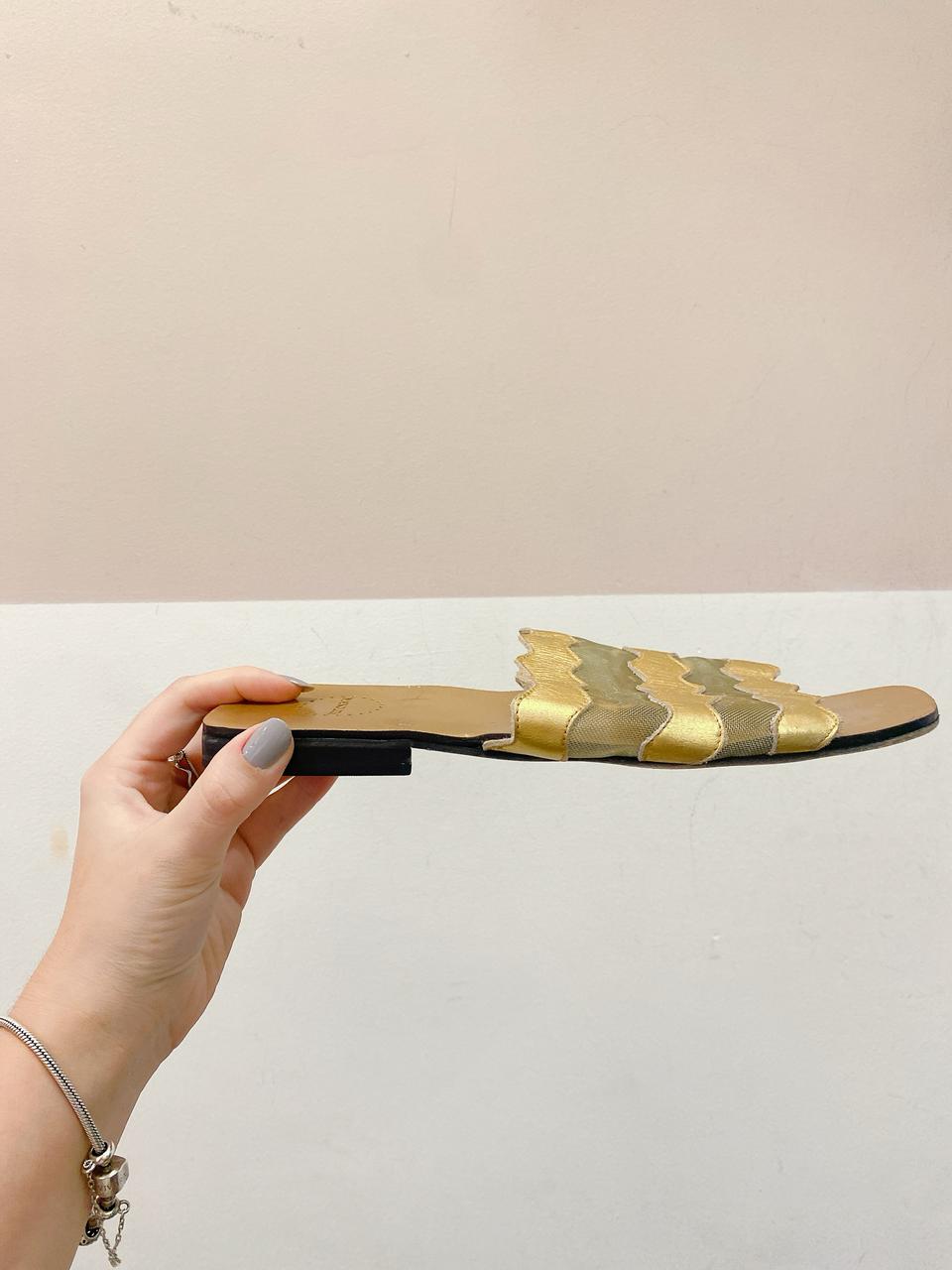 Rasteirinha dourado Mannolita 37