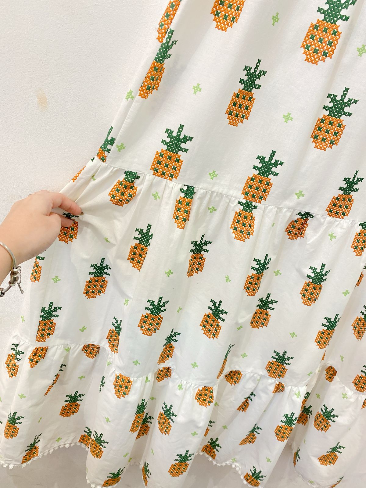 Vestido midi bordado abacaxis Farm P