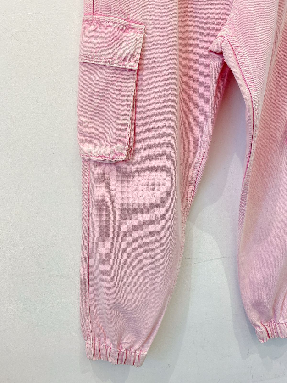 Calça jogger sarja rosa bolsos Bershka G