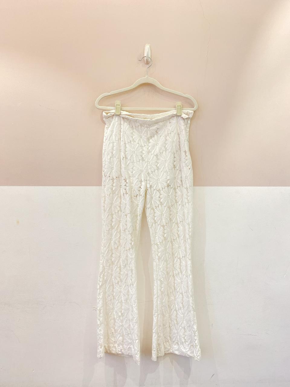 Calça branca renda Farm M