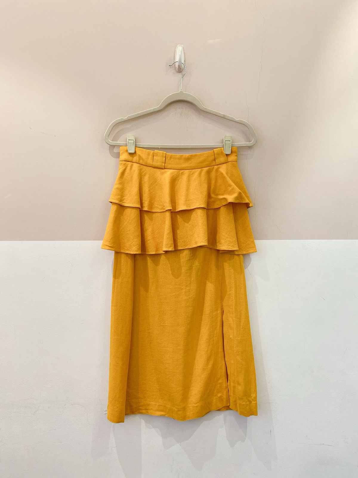 Saia midi mostarda peplum BY NV 36