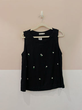 Blusa preta florzinhas Peepou M