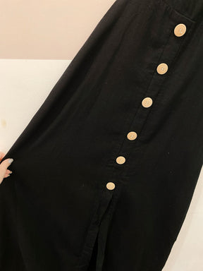 Vestido midi preto recorte EVA 40