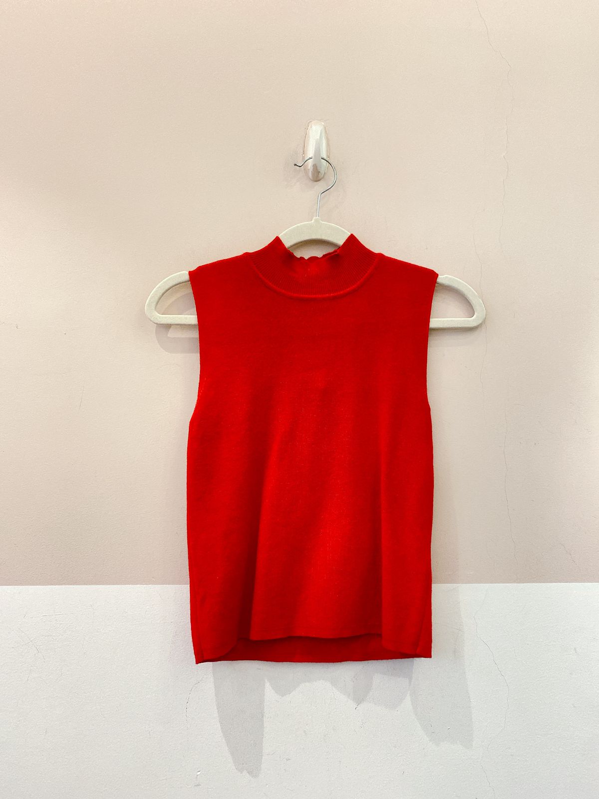 Blusa tricot vermelha C&A P