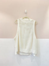 Colete off white tricot FYI G