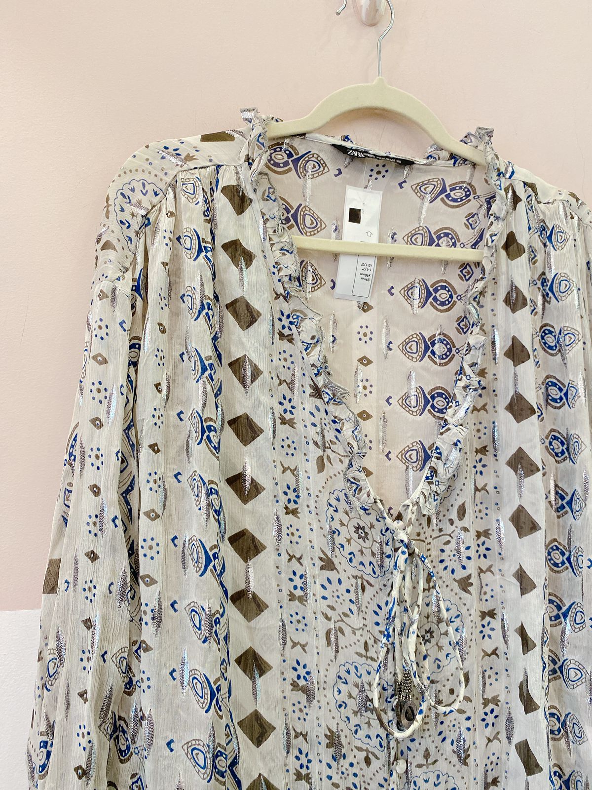 Bata cinza detalhes Zara M