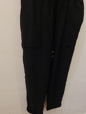 Macacão preto liso Amaro 42