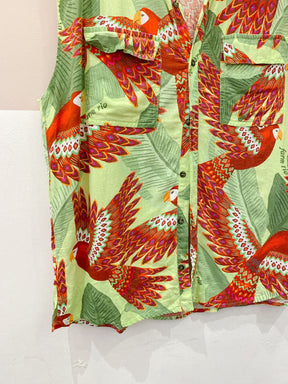 Blusa sem manga estampa araras Farm M