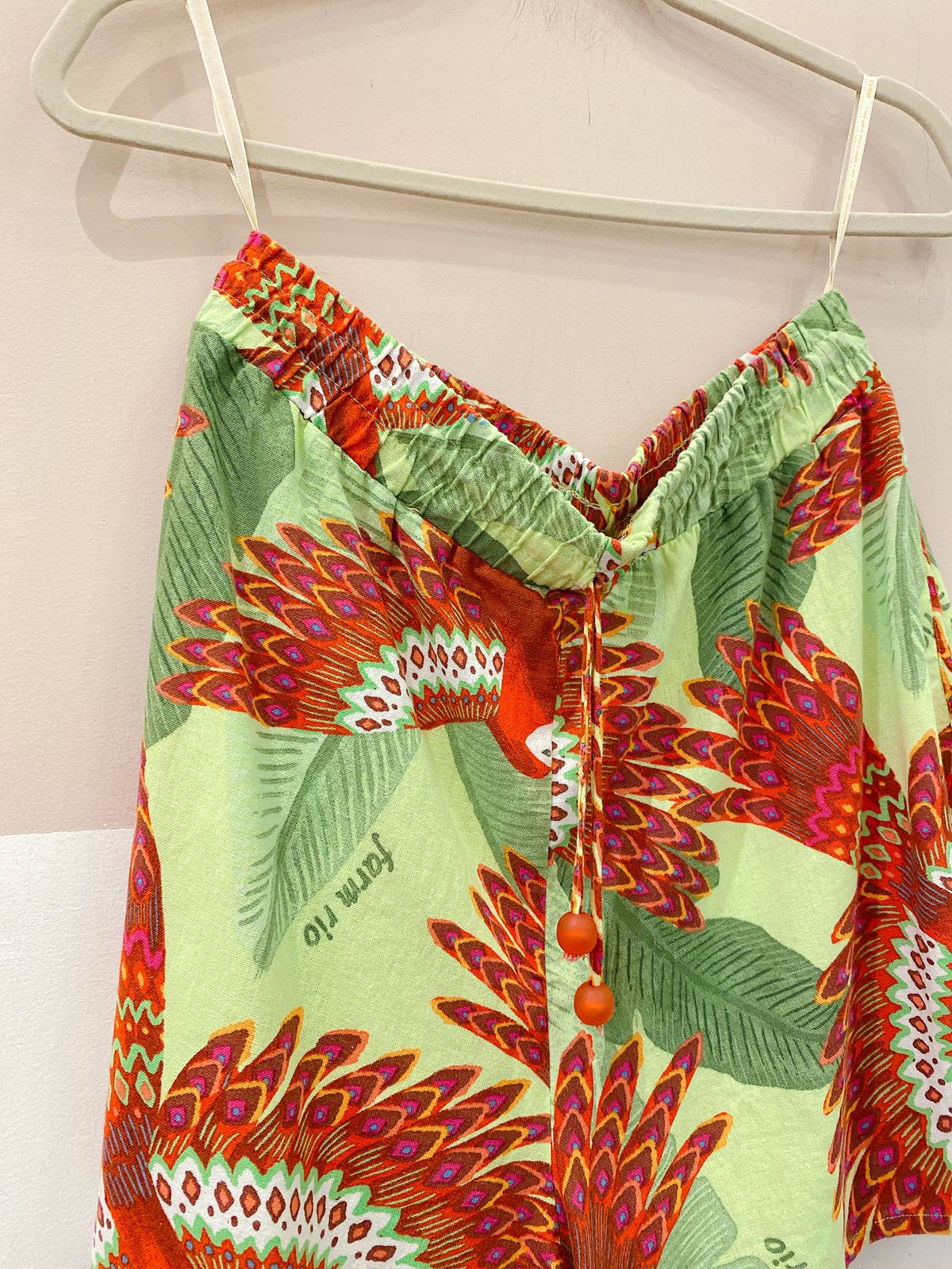 Short estampa araras Farm G