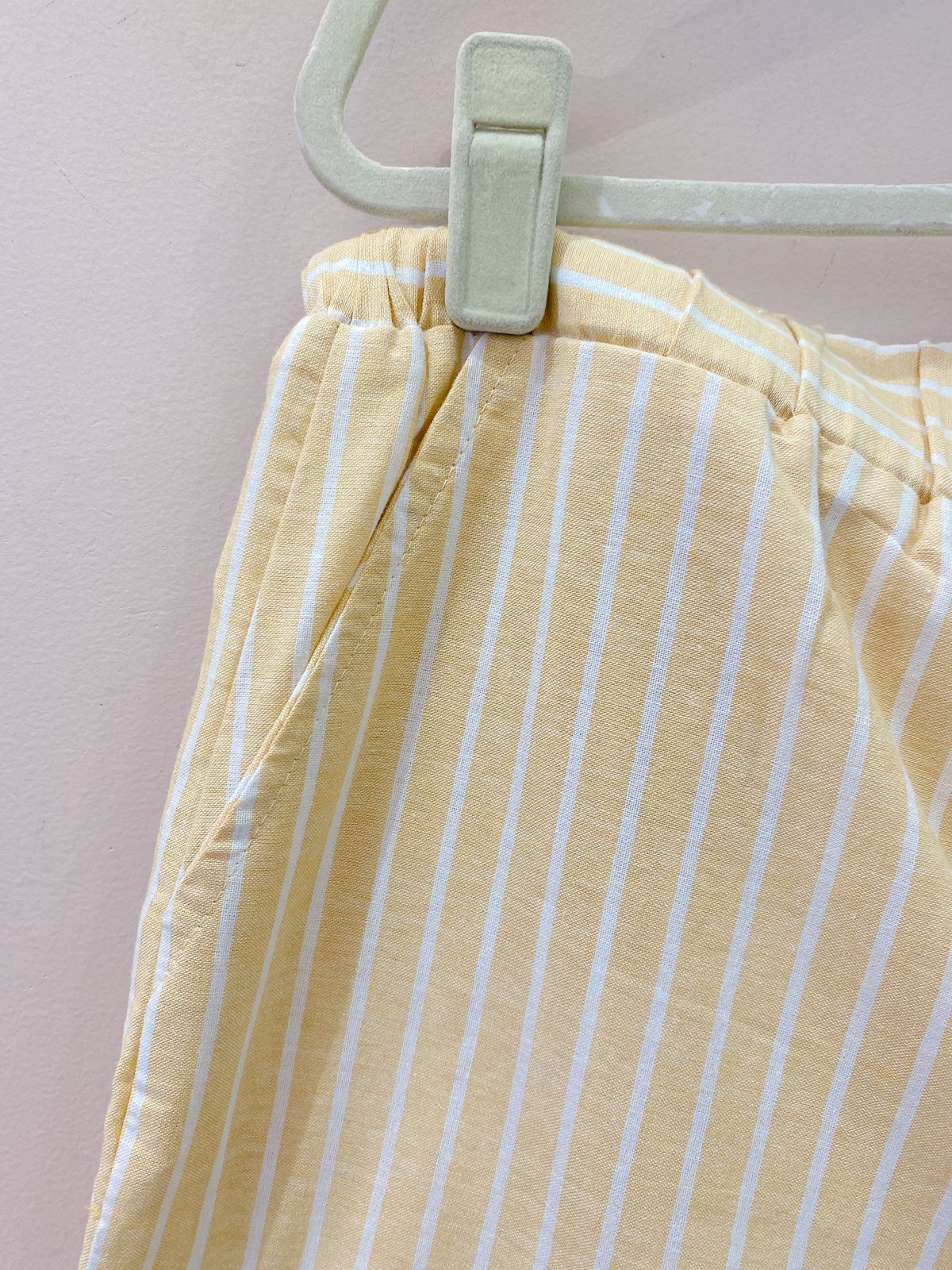 Short amarelo listrado Peepou GG