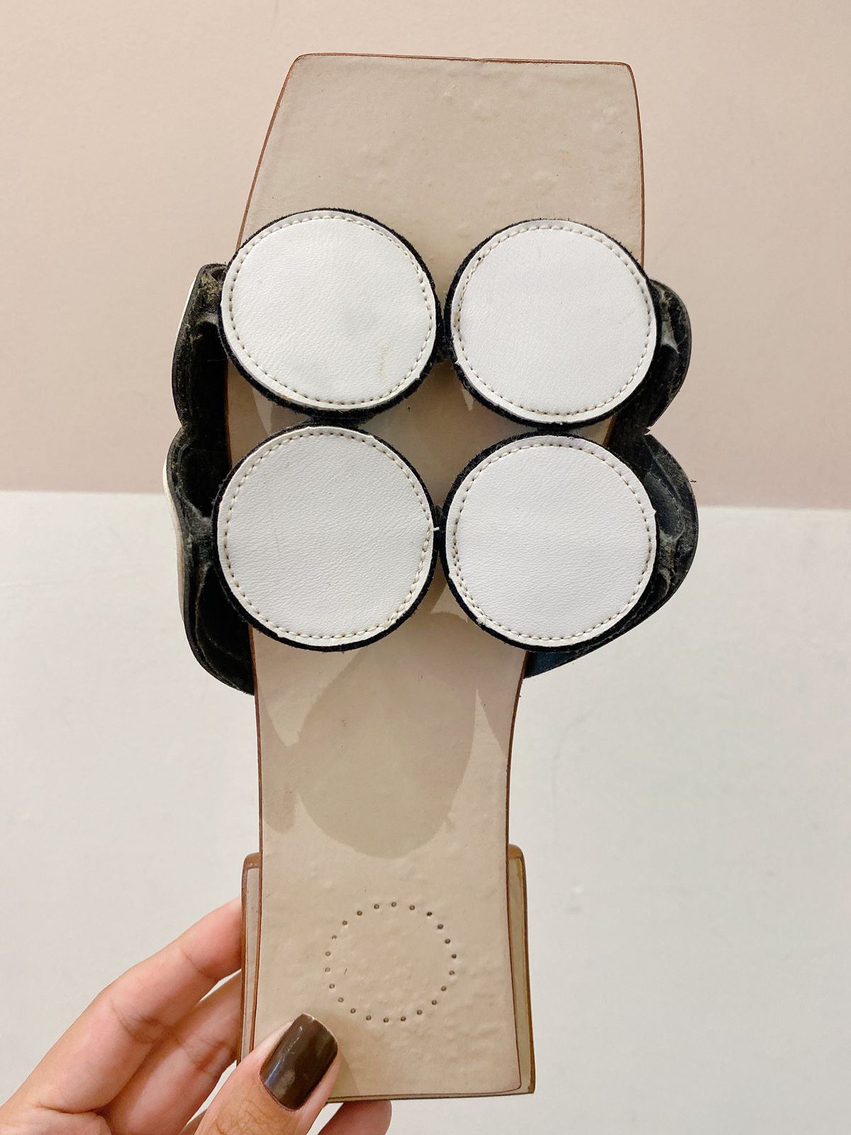 Rasteira bolas p&b Manolita 37