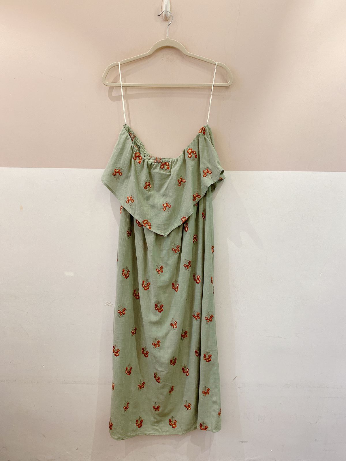 Vestido verde bordado tomara que caia Maria Filó G