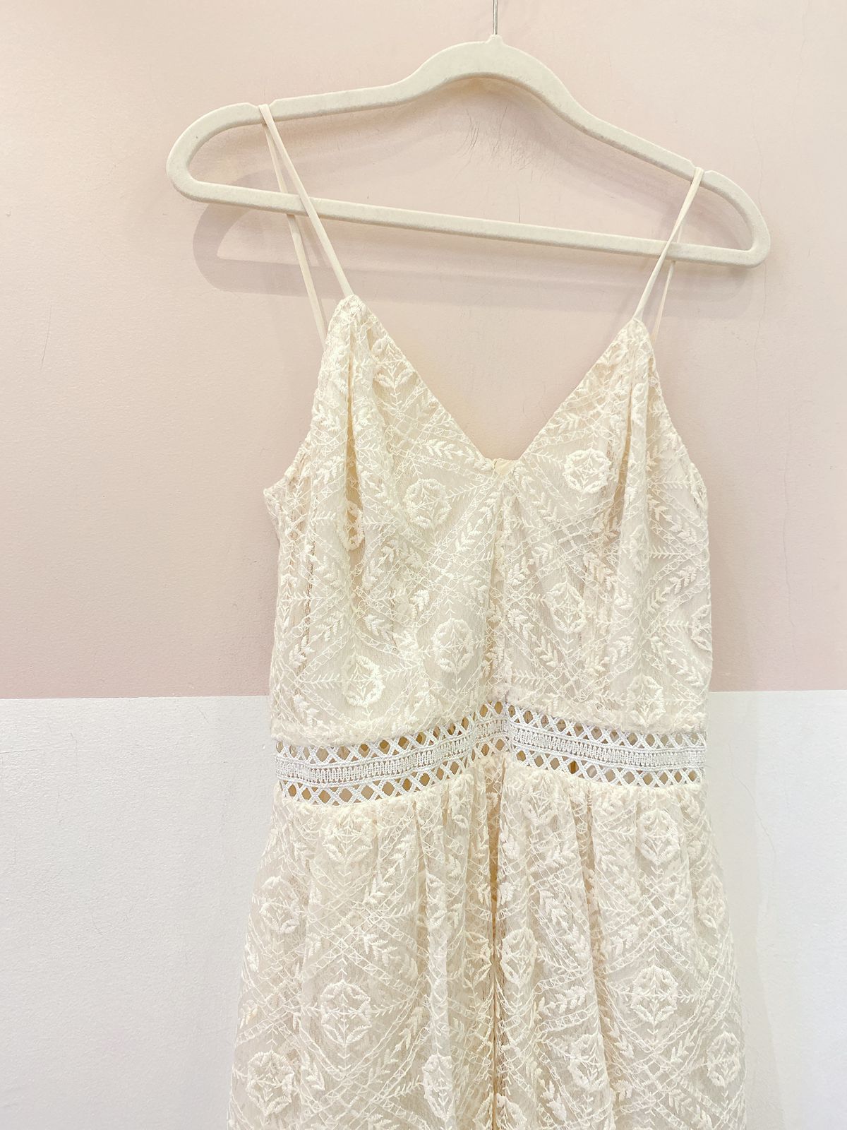 Vestido off renda Le lis blanc 38