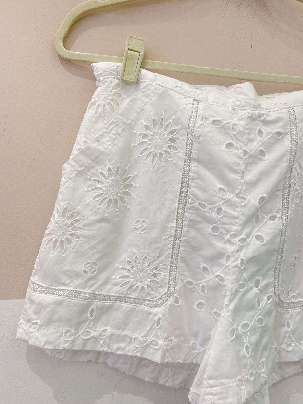 Short laise off Zara M