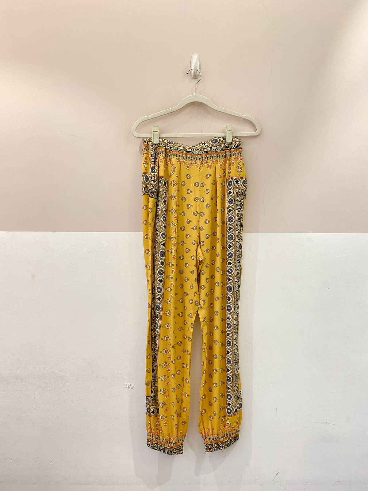 Calça estampada Farm PP