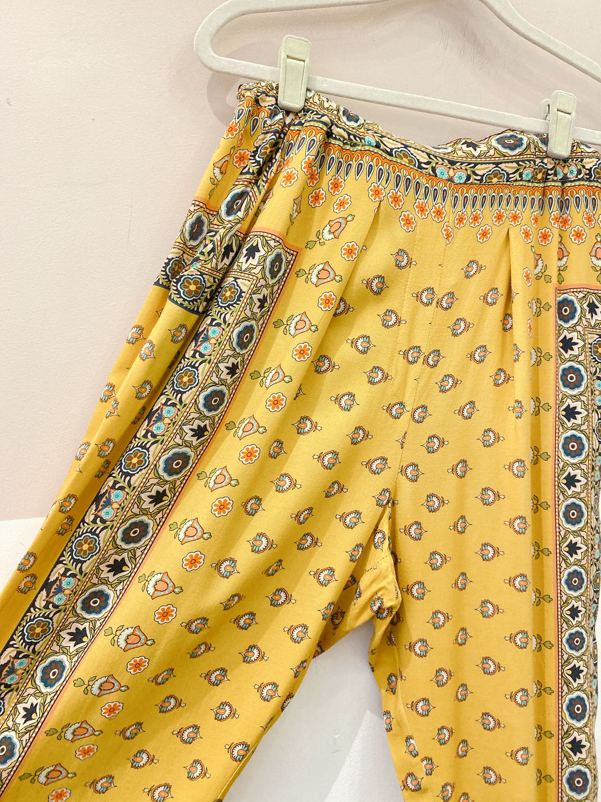 Calça estampada Farm PP