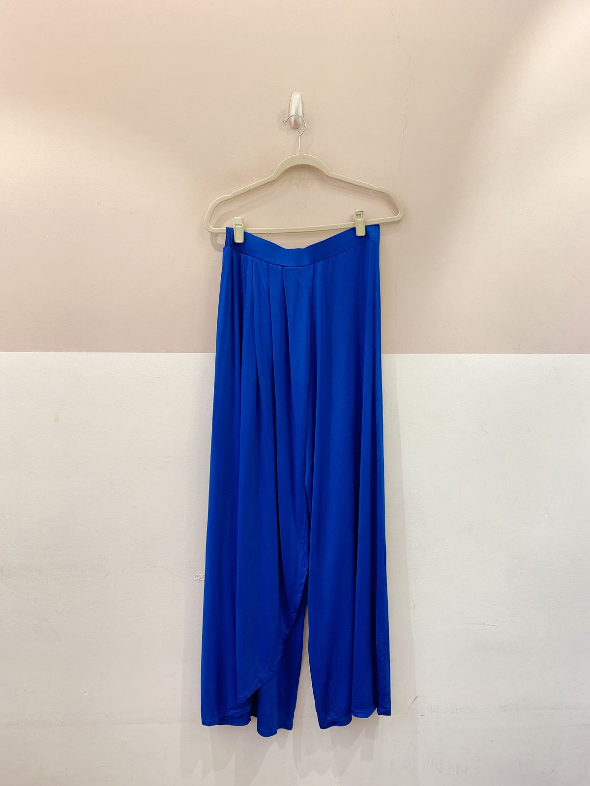 Calça azul Dress To G