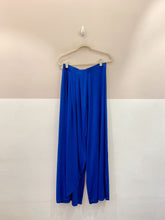 Calça azul Dress To G