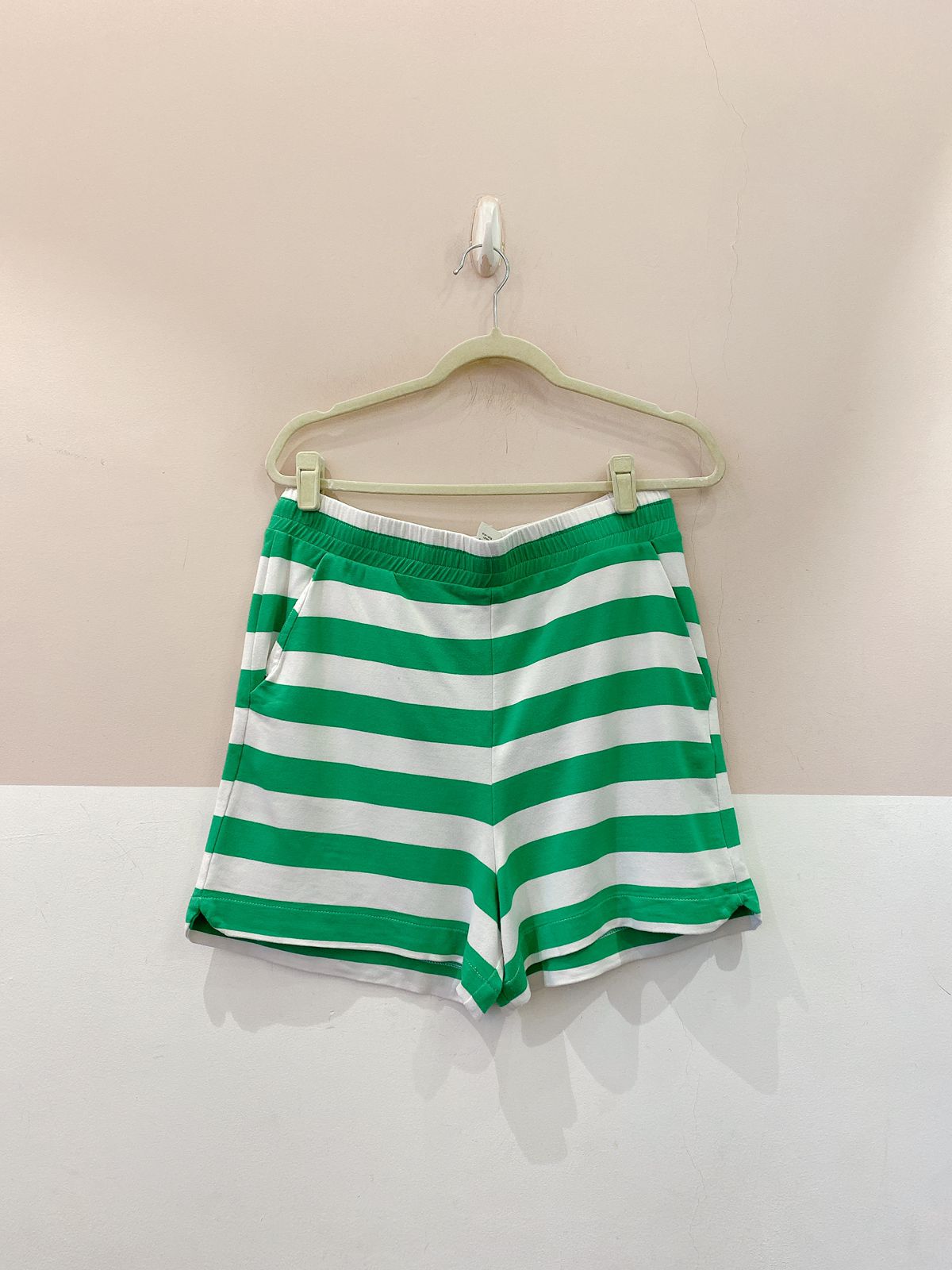Short verde listras Peepou G