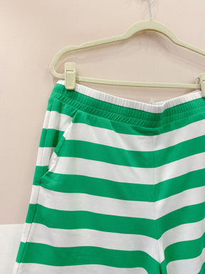 Short verde listras Peepou G